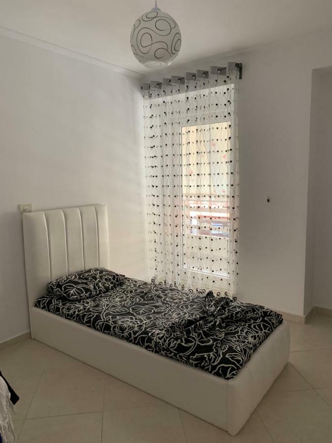 סרנדה Marinela Apartment מראה חיצוני תמונה